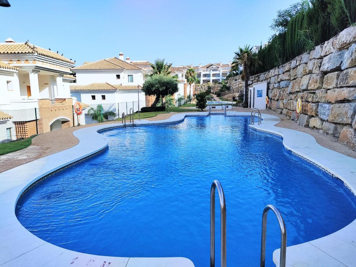 Albatros Golf View 2394 Apartment Casares Luaran gambar