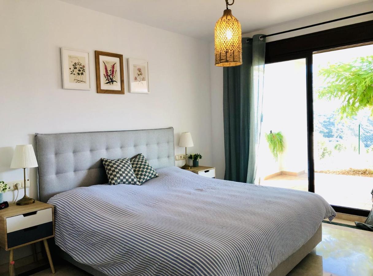 Albatros Golf View 2394 Apartment Casares Luaran gambar