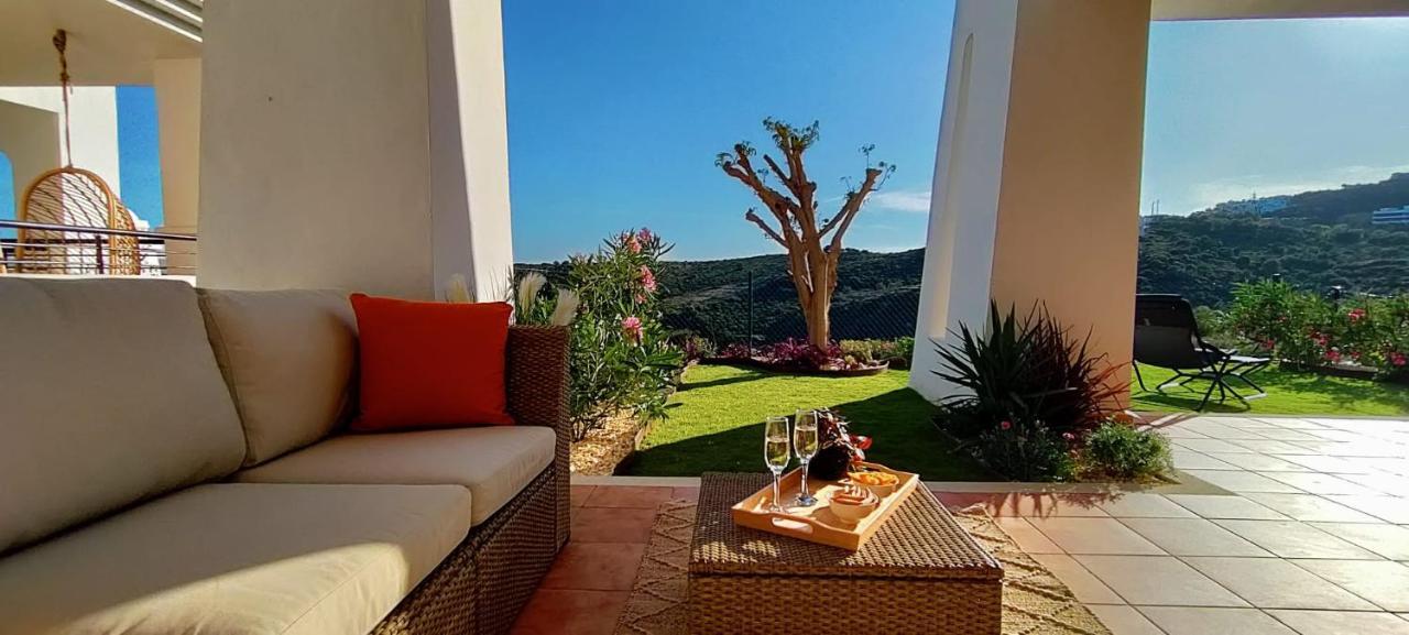 Albatros Golf View 2394 Apartment Casares Luaran gambar
